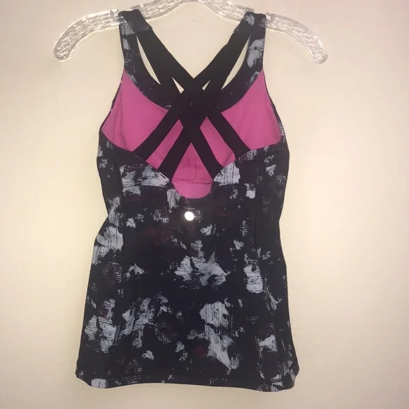 Lululemon criss cross tank - Picture 3 of 4